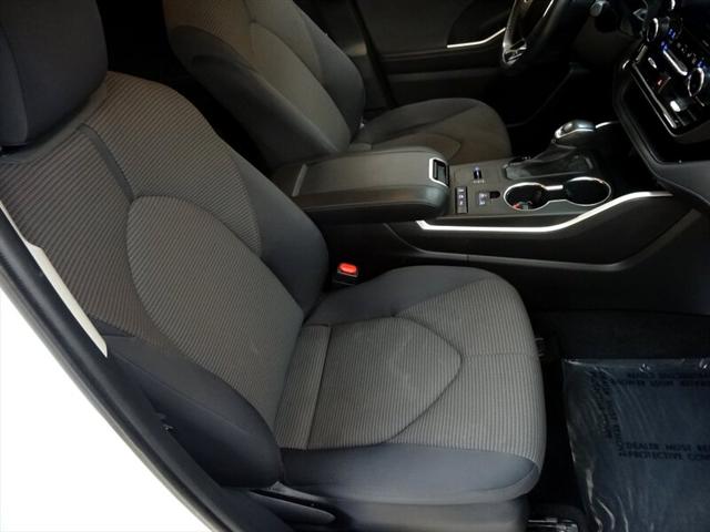 2020 Toyota Highlander Hybrid LE