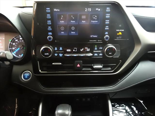2020 Toyota Highlander Hybrid LE