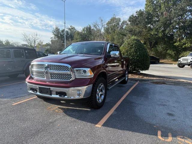 2018 RAM 1500 Laramie Crew Cab 4x4 57 Box