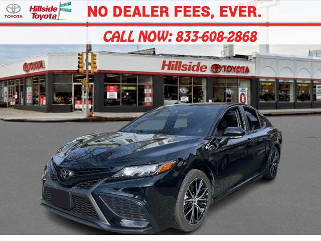 2022 Toyota Camry SE Auto AWD (Natl) [2]