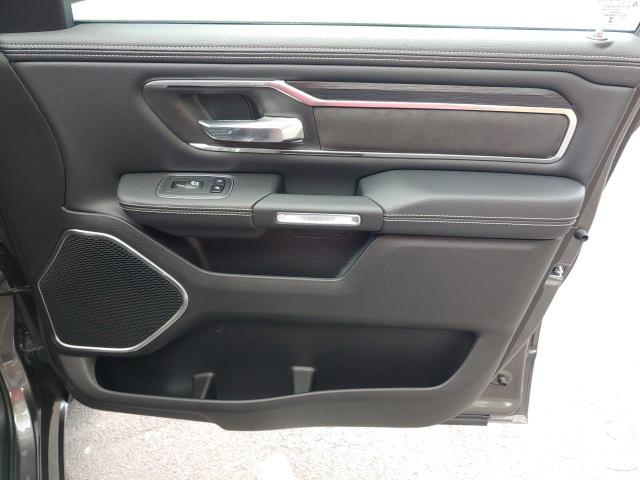 2023 RAM Ram 1500 RAM 1500 LARAMIE CREW CAB 4X4 64 BOX