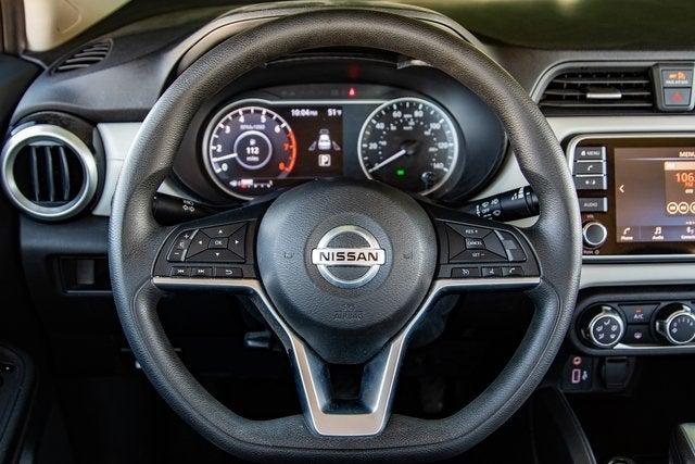 2021 Nissan Versa SV Xtronic CVT