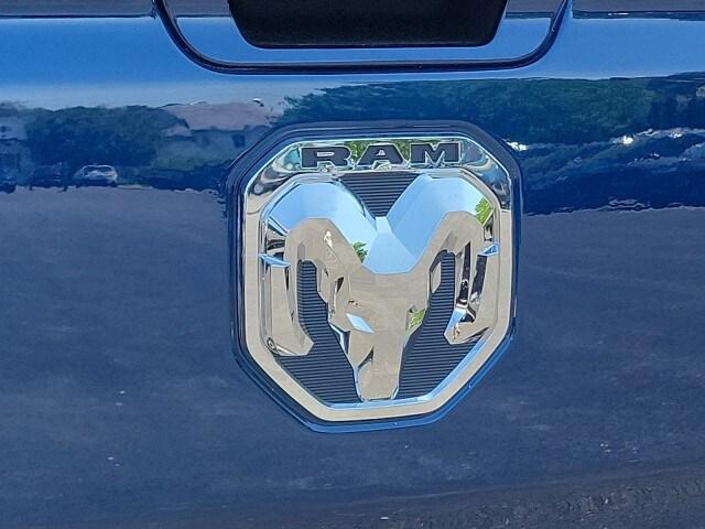 2023 RAM Ram 1500 RAM 1500 LARAMIE CREW CAB 4X4 57 BOX