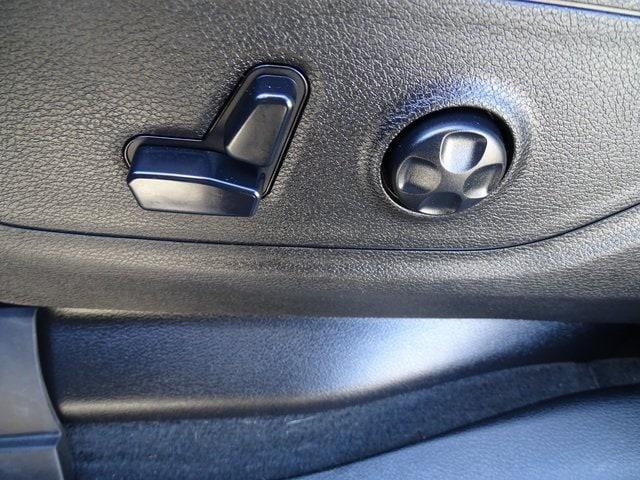 2020 RAM 1500 Big Horn Crew Cab 4x4 57 Box