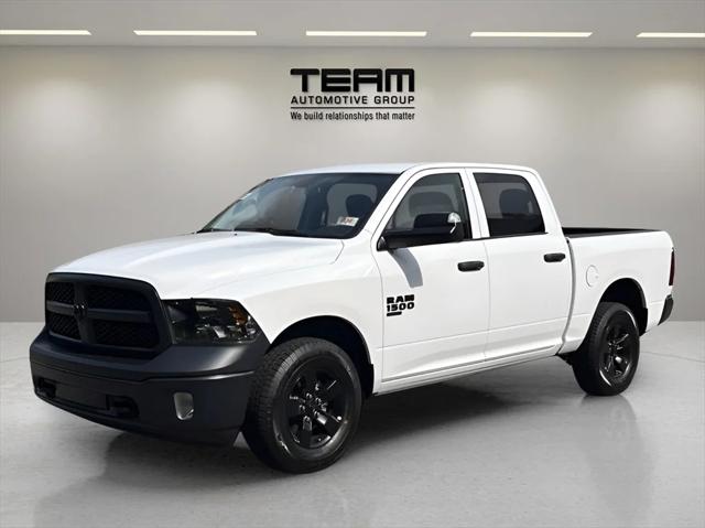 2023 RAM Ram 1500 Classic RAM 1500 CLASSIC TRADESMAN CREW CAB 4X4 57 BOX