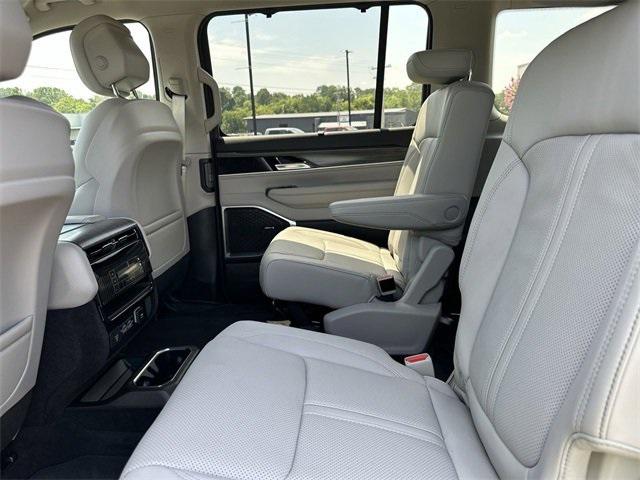 2023 Jeep Wagoneer Series III 4x4