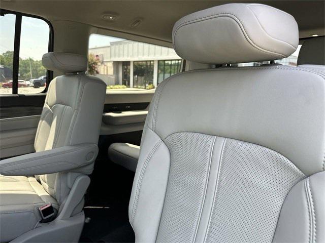 2023 Jeep Wagoneer Series III 4x4
