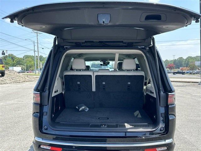 2023 Jeep Wagoneer Series III 4x4