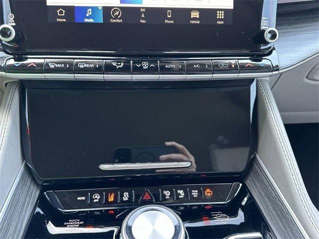 2023 Jeep Wagoneer Series III 4x4