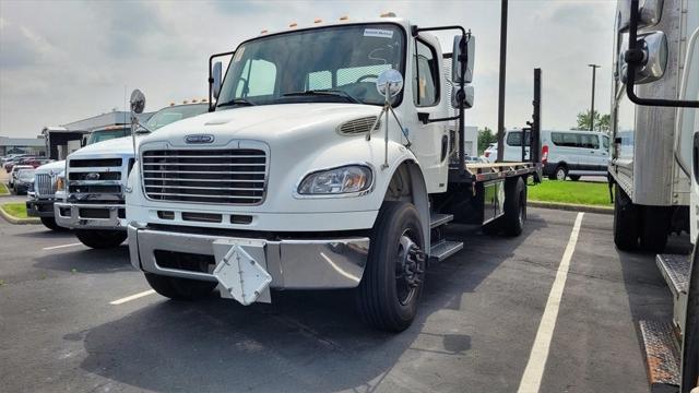 2007 Freightliner Flat Bed WLIFT