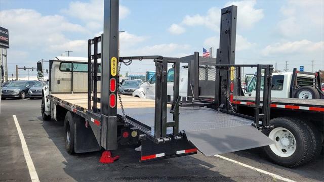 2007 Freightliner Flat Bed WLIFT