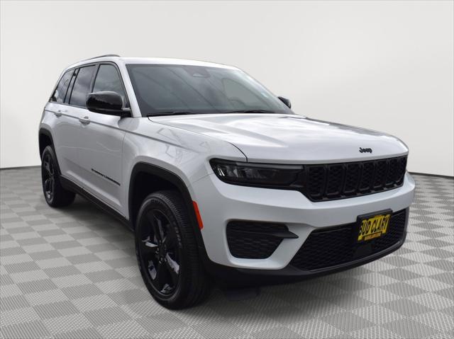 2023 Jeep Grand Cherokee GRAND CHEROKEE ALTITUDE 4X4