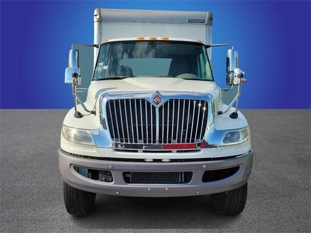 2018 International DuraStar 4300 26FT BOX