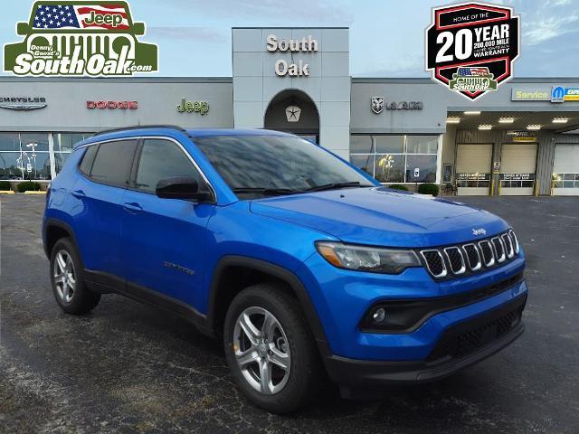 2023 Jeep Compass COMPASS LATITUDE 4X4