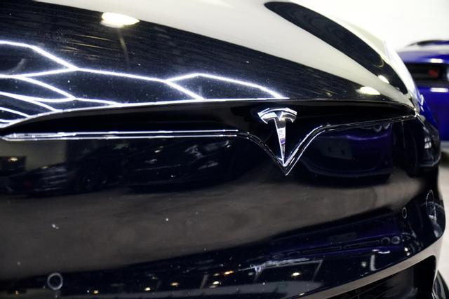 2021 Tesla Model S Plaid Tri Motor All-Wheel Drive