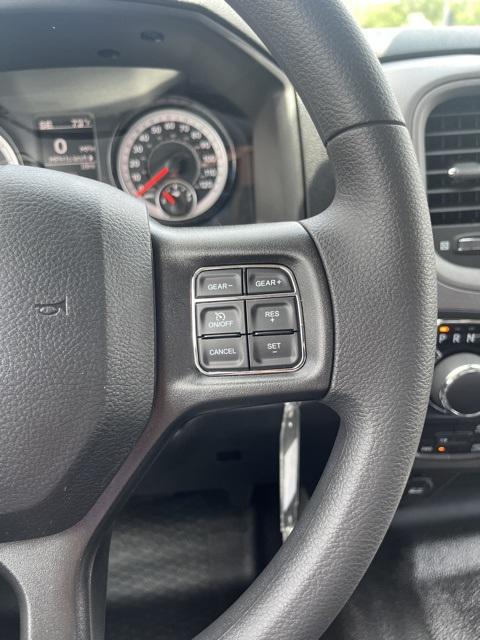 2023 RAM Ram 1500 Classic RAM 1500 CLASSIC TRADESMAN CREW CAB 4X4 57 BOX