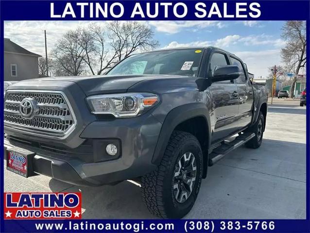 2017 Toyota Tacoma TRD Off-Road Pickup 4D 5 ft