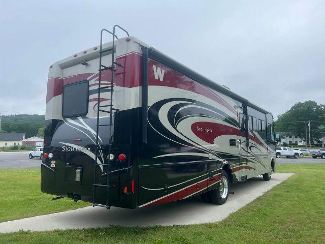2015 Ford F-53 M-35G- Ford
