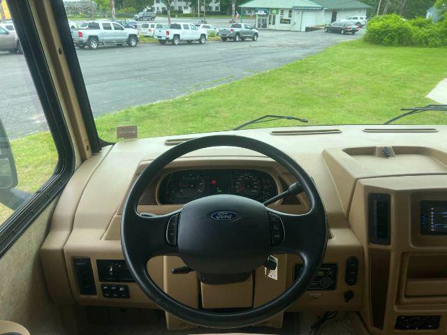 2015 Ford F-53 M-35G- Ford
