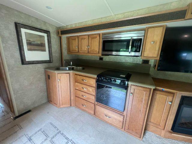 2015 Ford F-53 M-35G- Ford