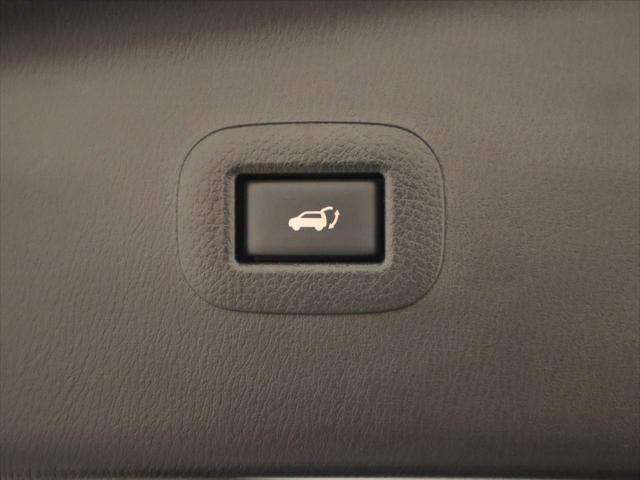 2020 Nissan Armada Platinum 2WD