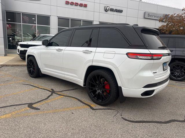 2022 Jeep Grand Cherokee Overland 4x4 2022 Jeep Grand Cherokee Overland 4x4