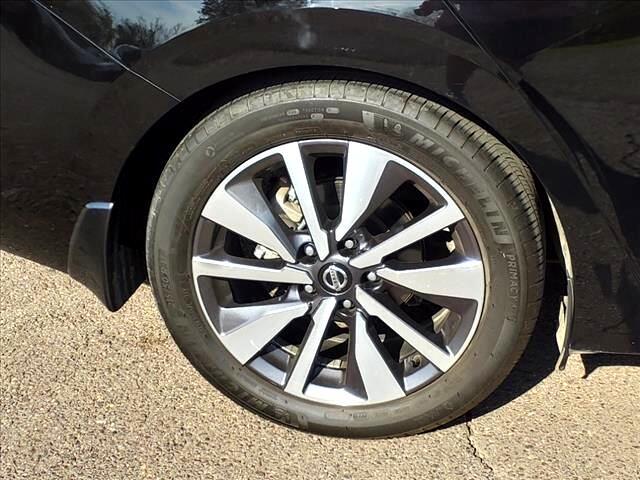 2021 Nissan Sentra SV Xtronic CVT