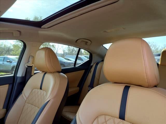 2021 Nissan Sentra SV Xtronic CVT