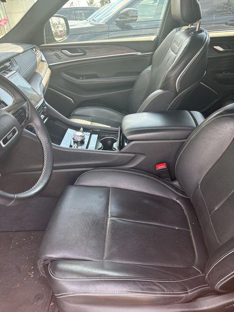 2023 Jeep Grand Cherokee Overland 4x4
