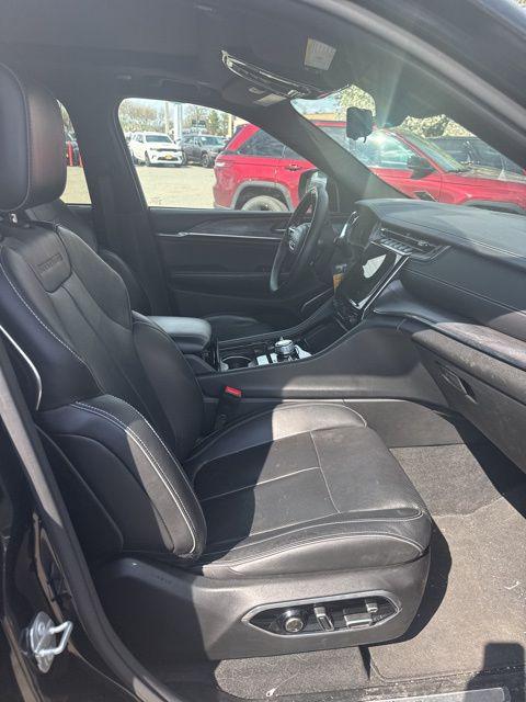 2023 Jeep Grand Cherokee Overland 4x4