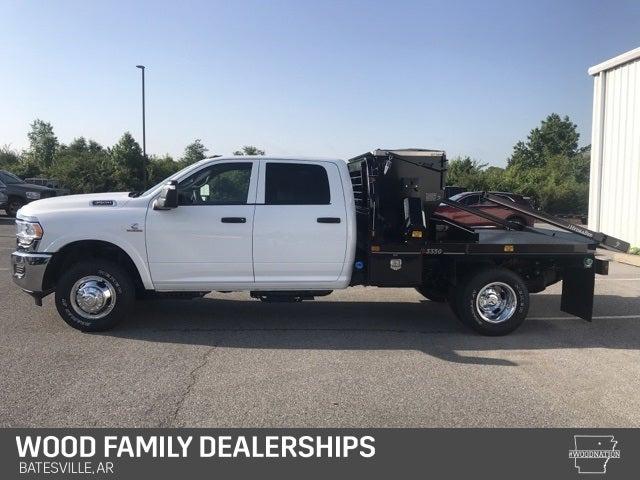 2023 RAM Ram 3500 Chassis Cab RAM 3500 TRADESMAN CREW CAB CHASSIS 4X4 60 CA