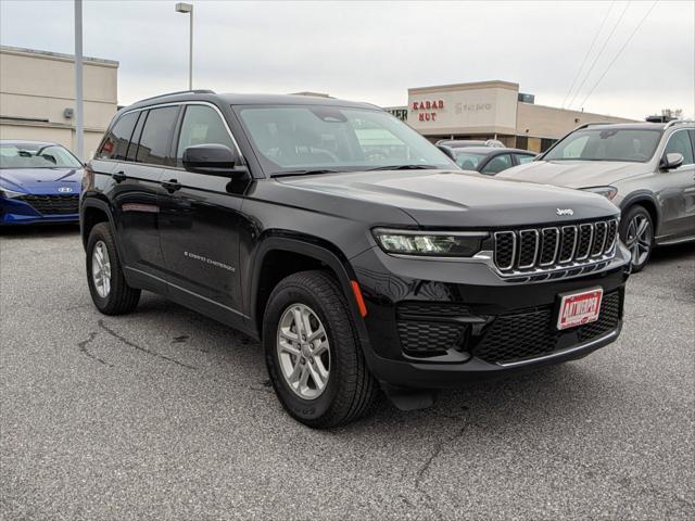 2023 Jeep Grand Cherokee Laredo 4x4