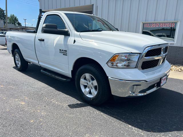 2023 RAM Ram 1500 Classic RAM 1500 CLASSIC TRADESMAN REGULAR CAB 4X4 8 BOX