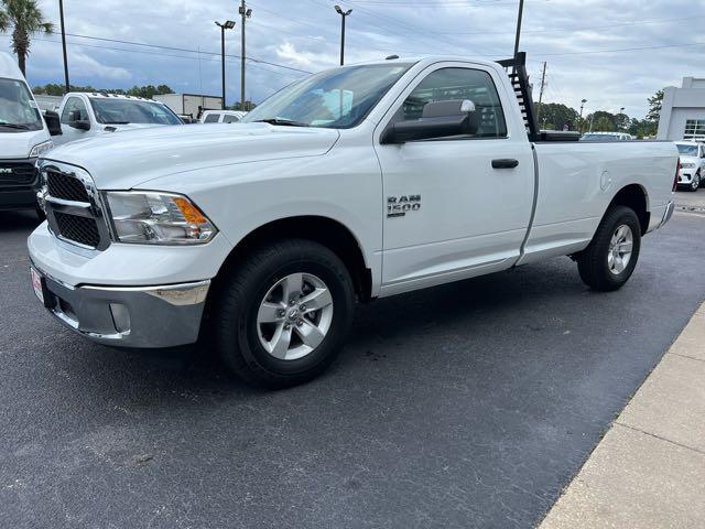 2023 RAM Ram 1500 Classic RAM 1500 CLASSIC TRADESMAN REGULAR CAB 4X4 8 BOX