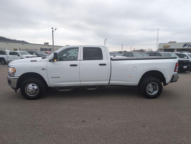 2021 RAM 3500 Tradesman Crew Cab 4x4 8 Box
