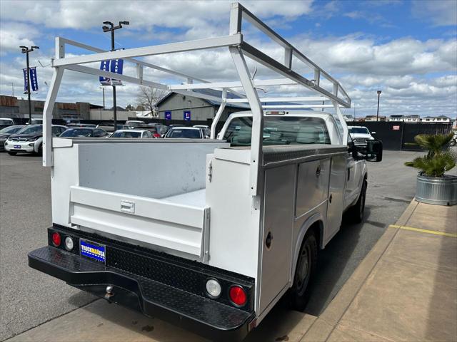 2016 Ford F-250 UTILITY TRUCK