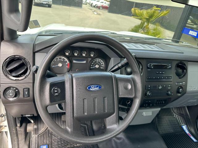 2016 Ford F-250 UTILITY TRUCK
