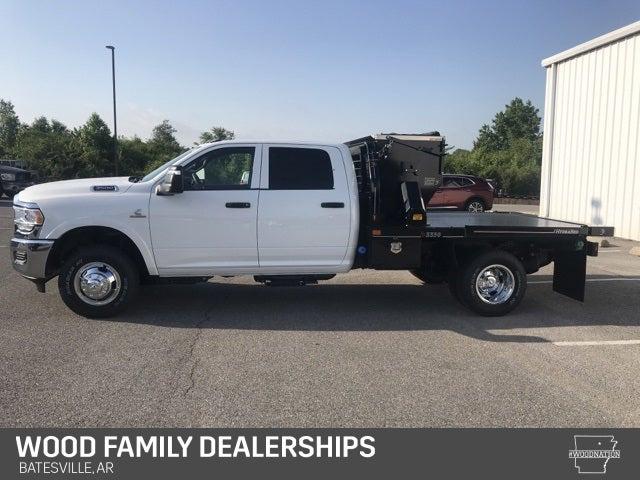 2023 RAM Ram 3500 Chassis Cab RAM 3500 TRADESMAN CREW CAB CHASSIS 4X4 60 CA