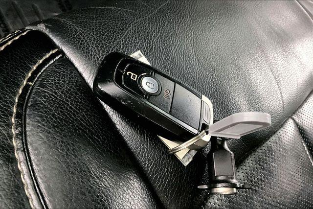 2020 Ford F-150 Lariat - Photo 12