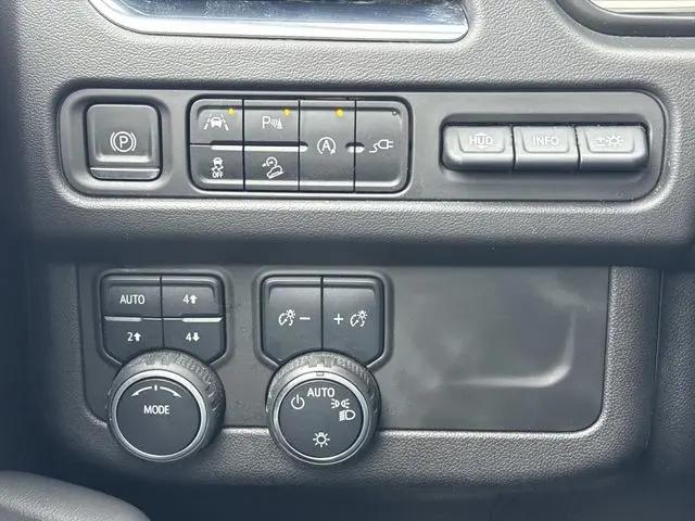 2021 Chevrolet Suburban 4WD Premier