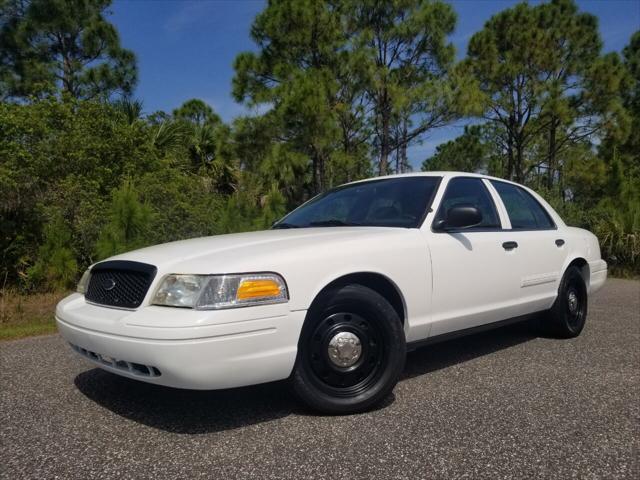 Ford Crown Victoria POLICE INTERCEPTOR for Sale near Me | Discover Cars ...