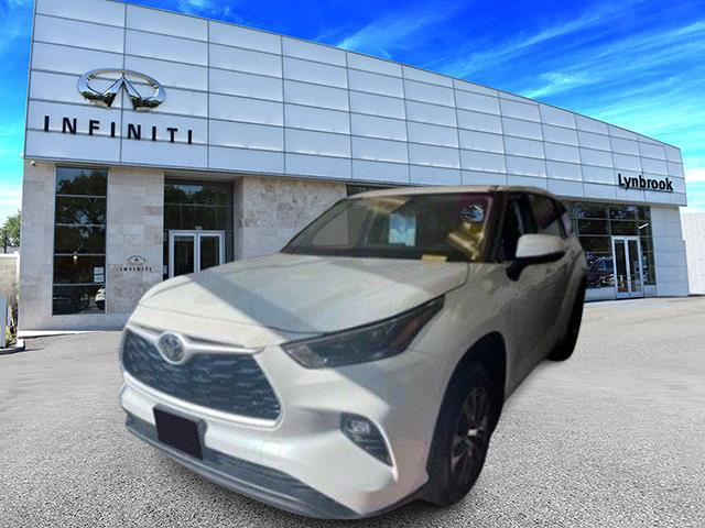 2022 Toyota Highlander XLE [20]