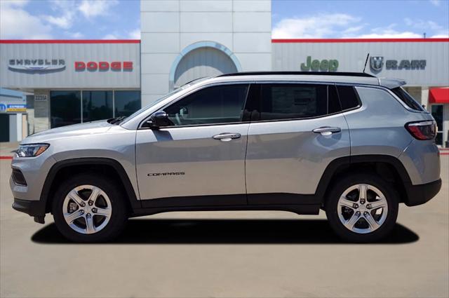 2023 Jeep Compass COMPASS LATITUDE 4X4