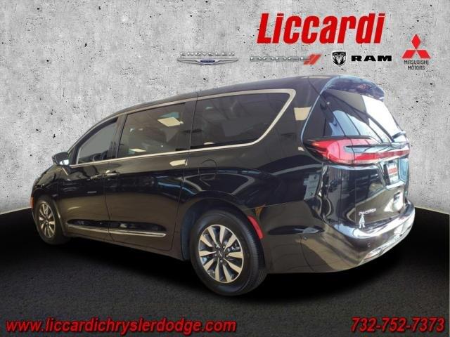 2023 Chrysler Pacifica Hybrid PACIFICA PLUG-IN HYBRID LIMITED 2023 Chrysler Pacifica Hybrid PACIFICA PLUG-IN HYBRID LIMITED