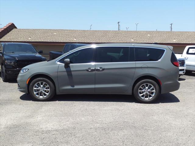 2023 Chrysler Pacifica PACIFICA TOURING L AWD