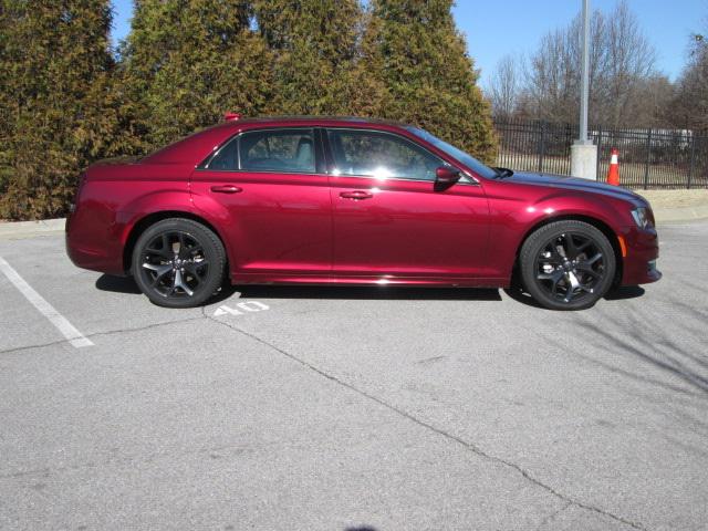 2023 Chrysler Chrysler 300 300 TOURING L RWD