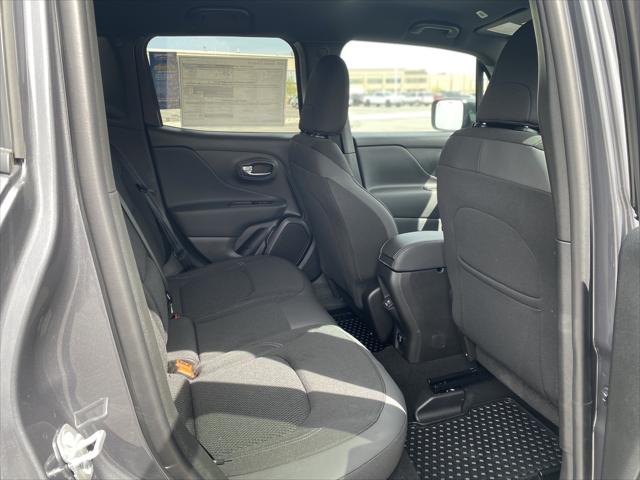 2022 Jeep Renegade RENEGADE ALTITUDE 4X4