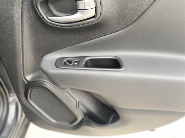 2022 Jeep Renegade RENEGADE ALTITUDE 4X4