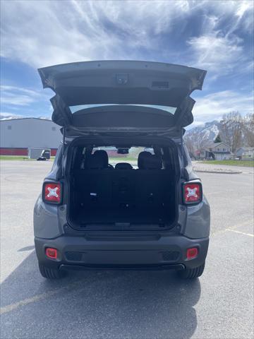 2022 Jeep Renegade RENEGADE ALTITUDE 4X4