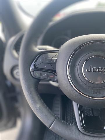 2022 Jeep Renegade RENEGADE ALTITUDE 4X4